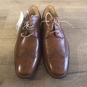 NWT!! Brown loafers